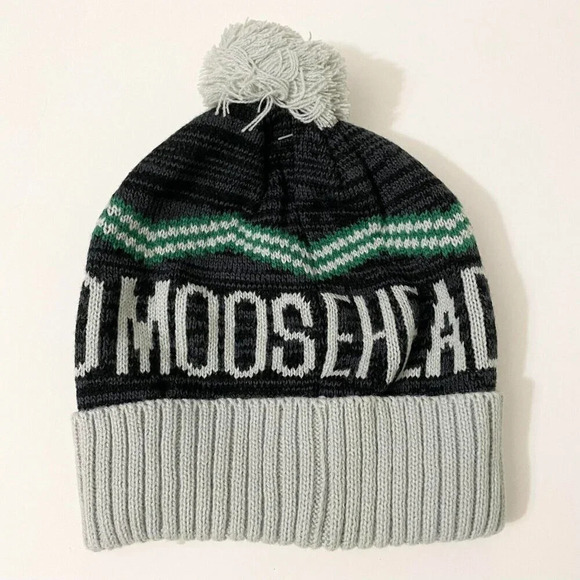 Karbon  Moosehead Lager Beer Winter Hat Beanie Toque and Mittens - Picture 8 of 12
